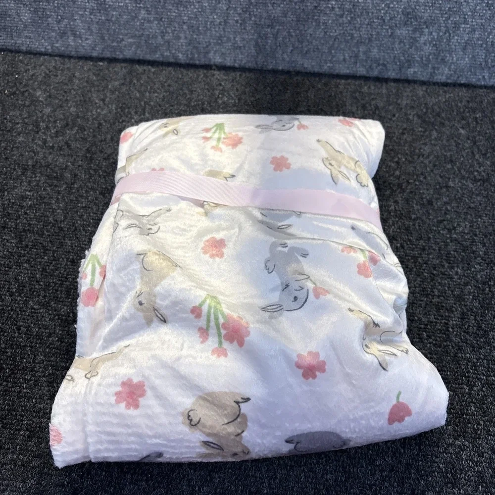Hudson Baby~White/Pink~Bunny~Baby Girl Blanket~40